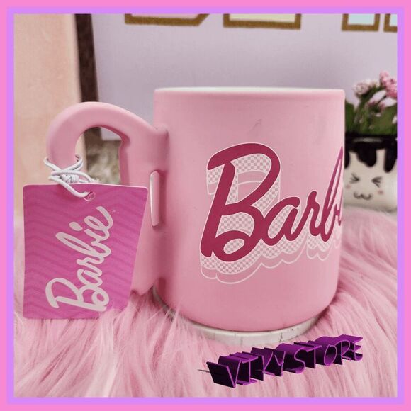 NWT 💖 Barbie Logo Pink 21 oz. Coffee Mug Iconic Design #7121 ☕ - Picture 1 of 4